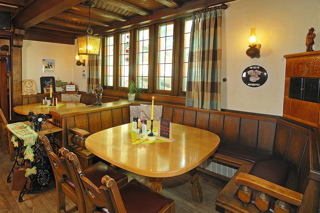 Beim Holzschnitzer Hotel Dreis-Brück Kültér fotó
