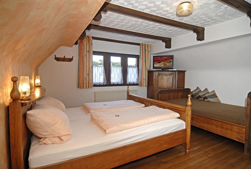 Beim Holzschnitzer Hotel Dreis-Brück Szoba fotó